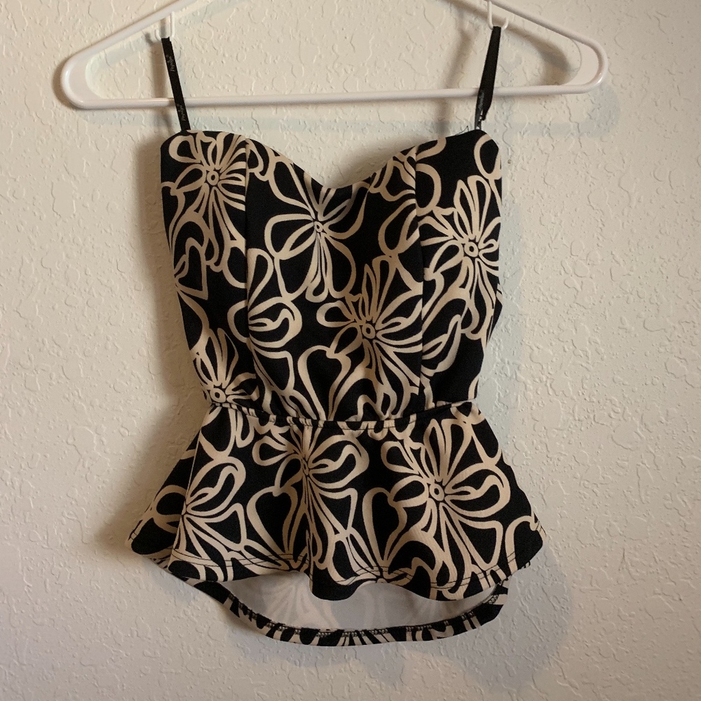 Strapless top